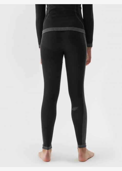 ТЕРМО БЕЛЬО КОМПЛЕКТ 4F SEAMLESS UNDERWEAR F109 ТЕРМО БЕЛЬО КОМПЛЕКТ 4F SEAMLESS UNDERWEAR F109