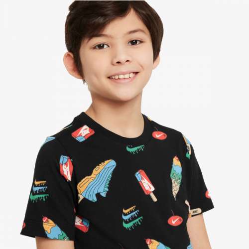 Тениска NIKE K NSW TEE KC2.3 SOLE FOOD Тениска NIKE K NSW TEE KC2.3 SOLE FOOD
