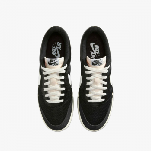 СНИКЪРСИ NIKE AIR JORDAN SKYLINE LOW
