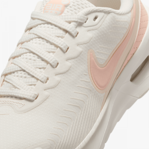Маратонки W NIKE AIR MAX NUAXIS