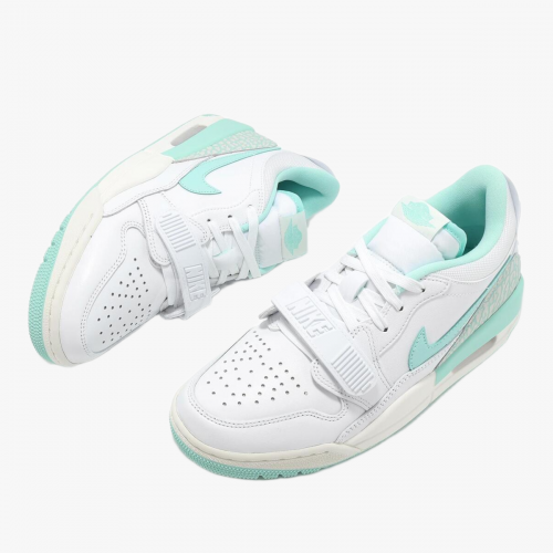 Сникърси NIKE WMNS AIR JORDAN LEGACY 312 LOW