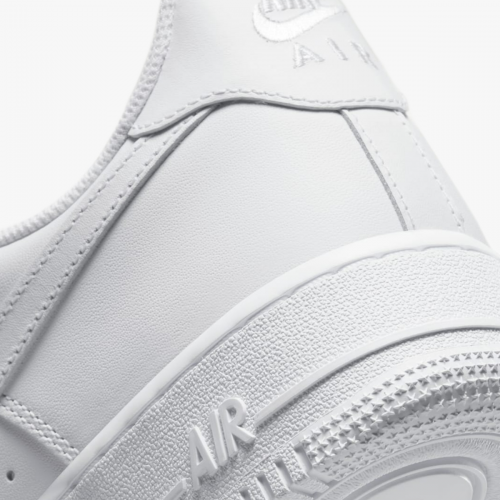 СНИКЪРСИ NIKE AIR FORCE 1 '07